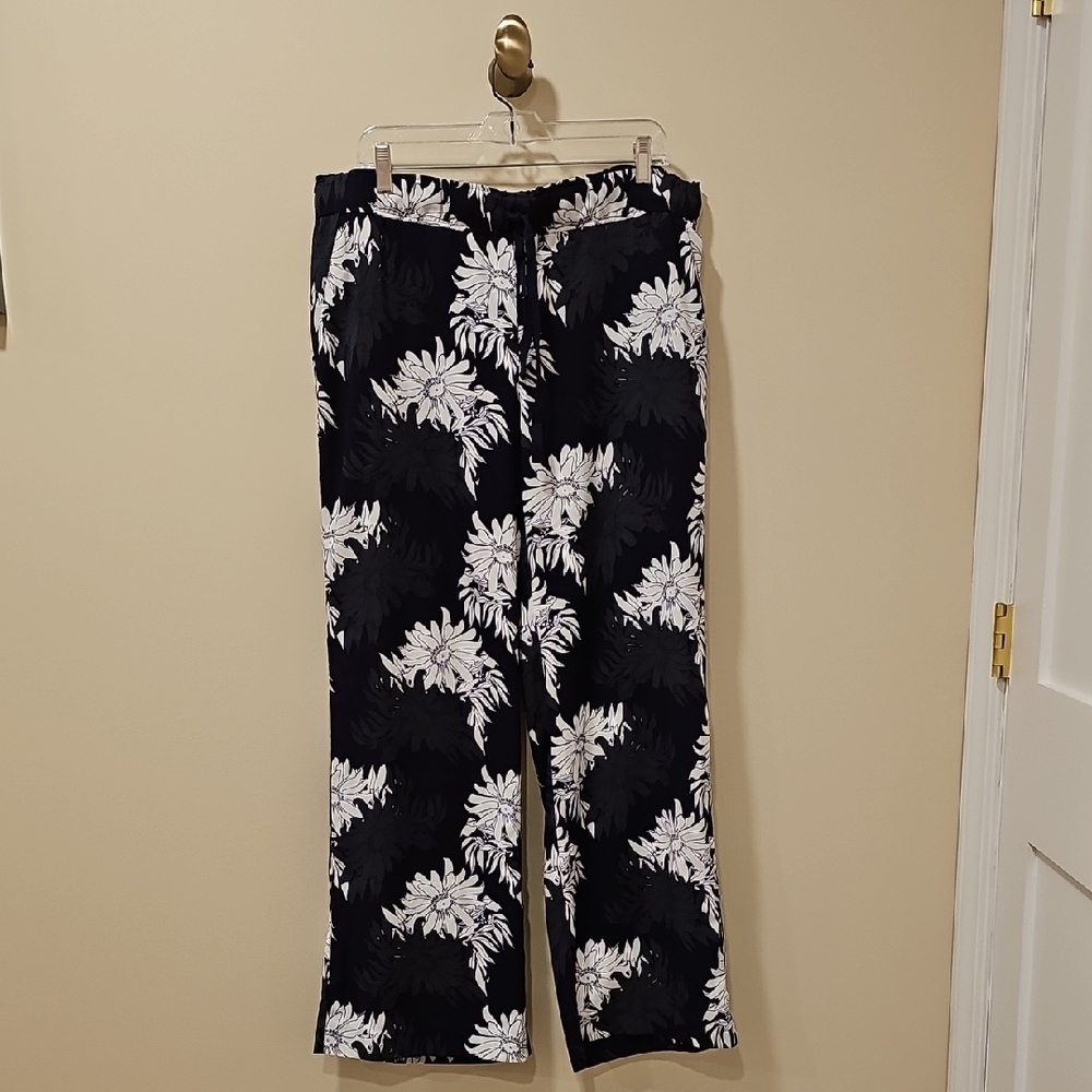 LOFT Black Wide-Leg Pants with White Floral Print
